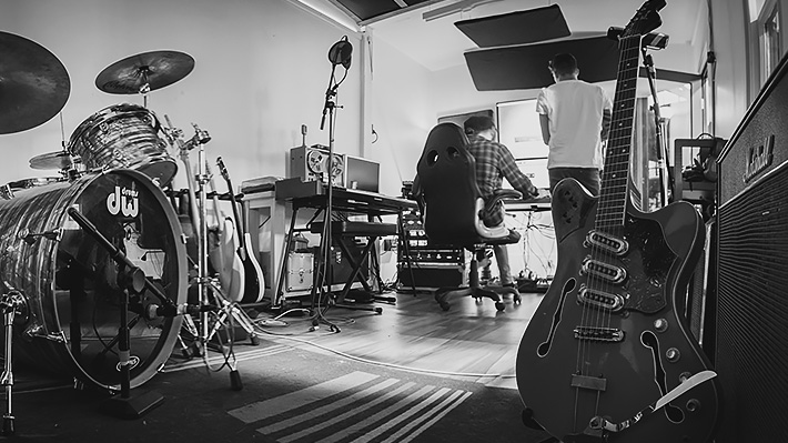 about-studio-11